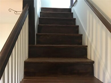 762 N Irving St, Allentown, PA 18109 - photo 4