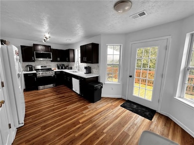 1036 Yellow River Dr, Lawrenceville, GA 30043 - photo 6