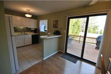 1920 Yorktown S, Norristown, PA 19403 - photo 6