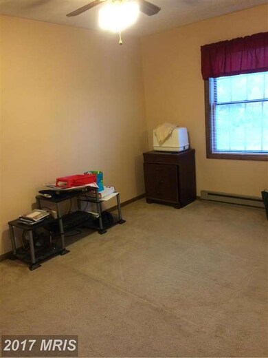 53 Hickory Ct, Keyser, WV 26726 - photo 4