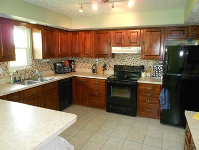 7991 State Route 56 E, Circleville, OH 43113 - photo 6