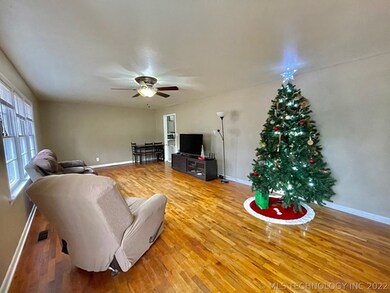 806 S College Ave, Tahlequah, OK 74464 - photo 4