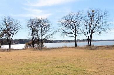 100 Showboat Ct, Granbury, TX 76049 - photo 3