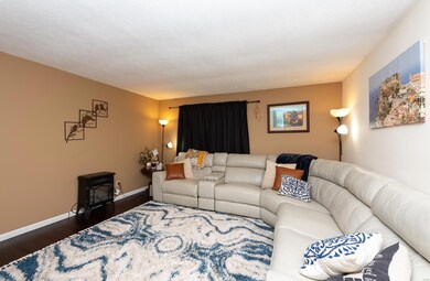 1970 Raintree Trail, Collinsville, IL 62234 - photo 4