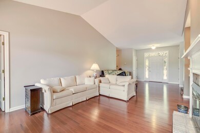 05_ChanusiWay_127_Living02