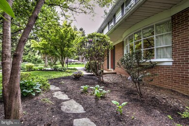 38 S Conestoga Dr, Lancaster, PA 17602 - photo 4