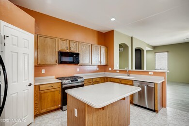 6-854934282-14 Kitchen