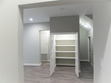 3249 Dixie Dr unit A, Houston, TX 77021 - photo 6