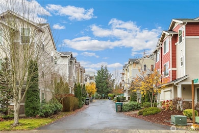 212 126th St SE unit A, Everett, WA 98208 - photo 2