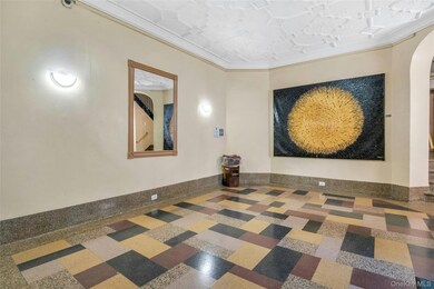 Brady Court unit 117, Bronx, NY 10462 - photo 3