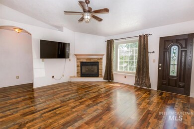 522 Fall Dr, Nampa, ID 83686 - photo 7