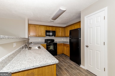 5319 Creekview Way, Morrow, GA 30260 - photo 5