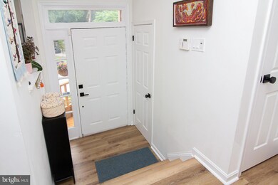 5909 Cedar Fern Ct, Columbia, MD 21044 - photo 3