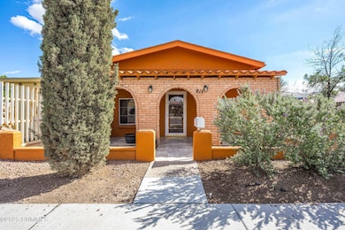 811 McFie Ave, Las Cruces, NM 88005 - photo 3