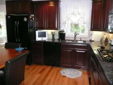 6 Morrow Dr, Woburn, MA 01801 - photo 4