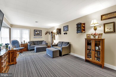 14 Fir Dr, Middle River, MD 21220 - photo 2