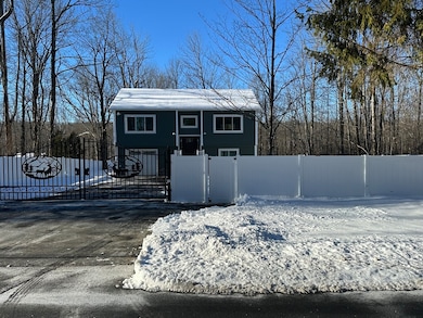 102 Wells Rd, Becket, MA 01223 - photo 3