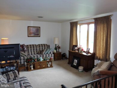 1935 Quigley Dr, Chambersburg, PA 17202 - photo 6