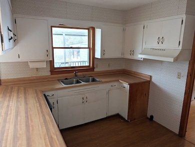 256 Bill Dalrymple Rd, Franklin, NC 28734 - photo 7