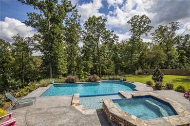 1478 Le Chesnay Dr, Centerton, AR 72719 - photo 5