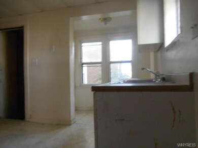 750 16th St, Niagara Falls, NY 14301 - photo 3