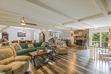 15-570 Wallace-Wells Circle-24