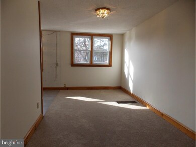 270 N Oak Ave, Clifton Heights, PA 19018 - photo 6