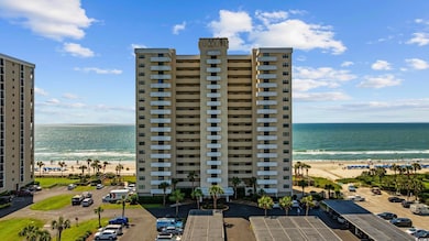 10100 Beach Club Dr unit 14-F, Myrtle Beach, SC 29572 - photo 3