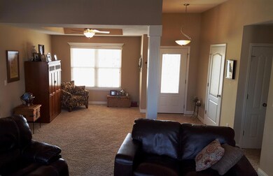 Entry & Dining