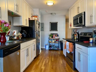 176 North St unit 5, Boston, MA 02113 - photo 2