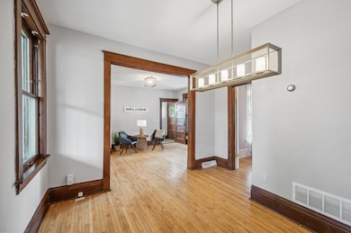 909 22nd Ave NE, Minneapolis, MN 55418 - photo 7