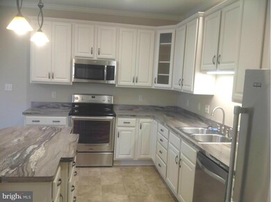 308 Library Ln, Winchester, VA 22601 - photo 5