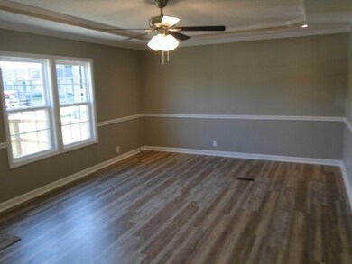 106 Choctaw Ct, Shelbyville, TN 37160 - photo 2