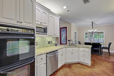 109 Fox Hollow Bend, Brandon, MS 39047 - photo 7
