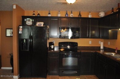 448 Gentry Ln, Mount Washington, KY 40047 - photo 5