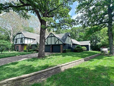 2609 SW Randolph Ct, Topeka, KS 66611 - photo 2