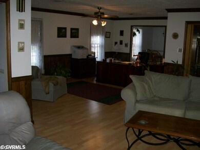 Den/Family/Great Room