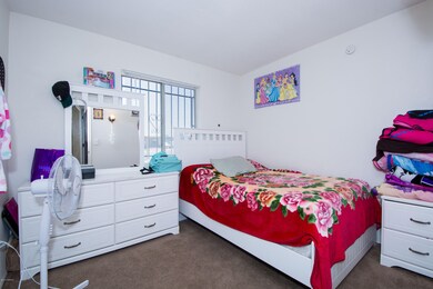 Holladay St-2049-10