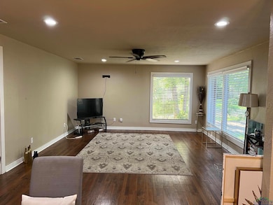 1125 Pine Bluff Dr unit 1125 Pine Bluff Dr, Longview, TX 75604 - photo 6