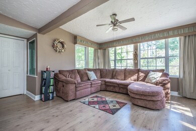 364 Shea St, Fitchburg, MA 01420 - photo 7