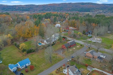 6 Pickett Ln, Greenfield, MA 01301 - photo 3