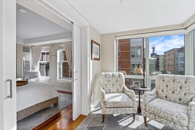 4 Battery Wharf unit 4402, Boston, MA 02109 - photo 2
