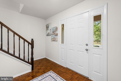 9704 Stanton Hall Ct, Gaithersburg, MD 20882 - photo 5