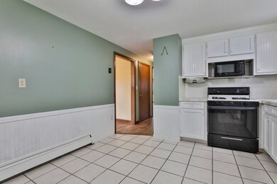 14 Tiffany Dr, Lowell, MA 01852 - photo 4