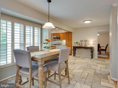 9067 Northedge Dr, Springfield, VA 22153 - photo 7