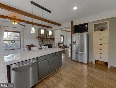 44624 Rolling Oak Ln, California, MD 20619 - photo 7