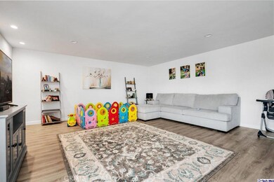 6225 Coldwater Canyon Ave unit 215, North Hollywood, CA 91606 - photo 3