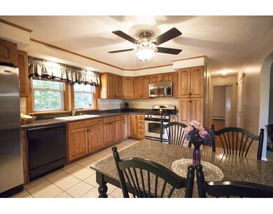 34 Calumet Rd, Methuen, MA 01844 - photo 2