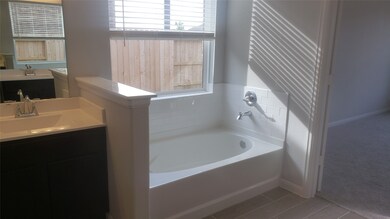 19022 Crested Moss Ave, Tomball, TX 77377 - photo 6