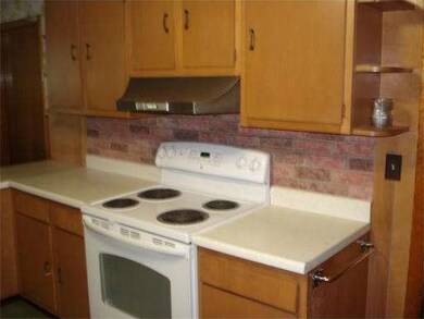 52 Ayer Rd, Shirley, MA 01464 - photo 3